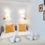 Apartamento Tyzenhauz Siemiradzkiego Street *