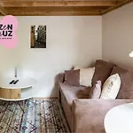 Tyzenhauz Siemiradzkiego Street Apartamento Cracóvia