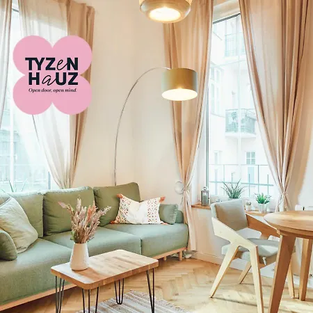 Апартаменты Tyzenhauz Siemiradzkiego Street *