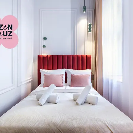 Апартаменты Tyzenhauz Siemiradzkiego Street *