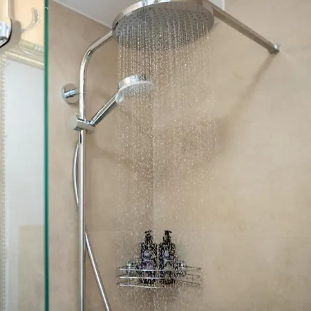 Апартаменты Tyzenhauz Siemiradzkiego Street Краков