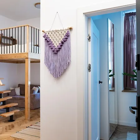 Апартаменты Tyzenhauz Siemiradzkiego Street *