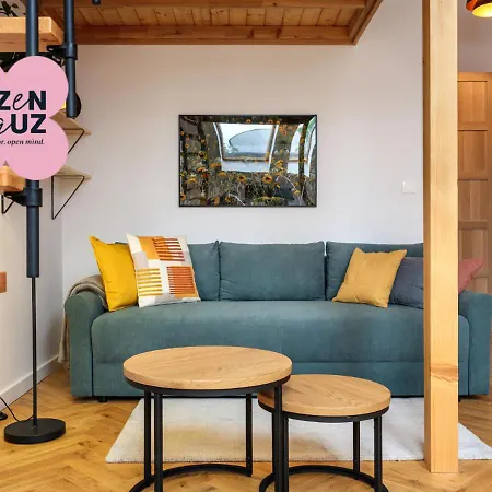 Tyzenhauz Siemiradzkiego Street Апартаменты *