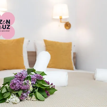 Апартаменты Tyzenhauz Siemiradzkiego Street Краков