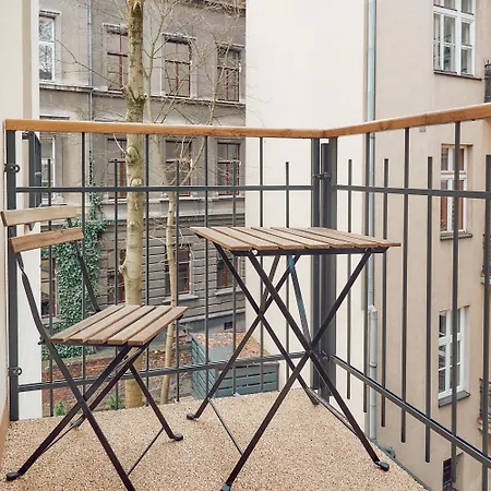 Tyzenhauz Siemiradzkiego Street Appartamento